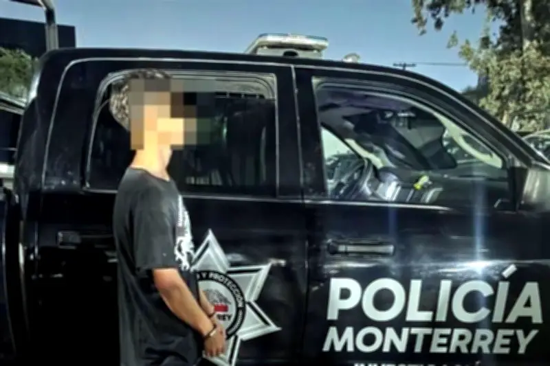 Menor de Edad Detenido por Robos y Venta de Drogas en Zona Metropolitana