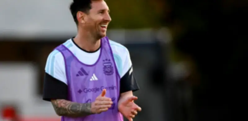 Messi critica la obsesión de Ronaldo por récords y pone en duda su participación en Mundial 2026