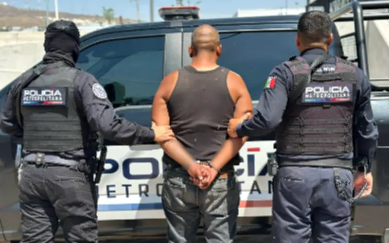 Metropol de Jalisco detiene a hombre con armas hechizas y droga en Tlajomulco