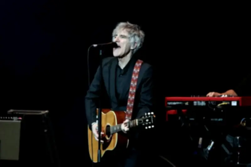 Mikel Erentxun mantiene viva la llama de Duncan Dhu con nuevo álbum