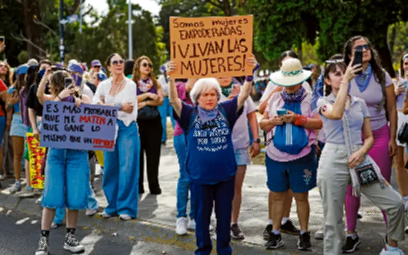 Miles de mujeres marchan en Jalisco exigiendo justicia y empatía ante violencia y desapariciones
