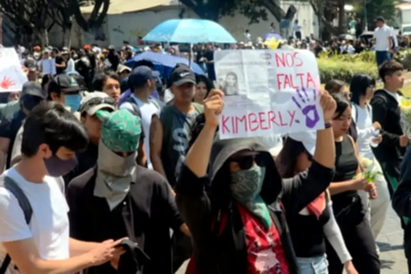 Miles de mujeres marchan en México exigiendo justicia por feminicidios como el de Kimberly