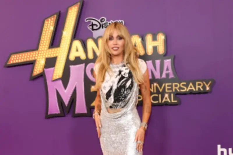 Miley Cyrus descarta regreso de Hannah Montana pese a aniversario icónico
