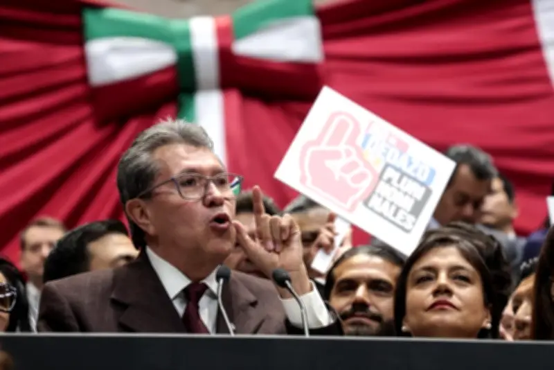 Monreal advierte que el Plan B electoral podría llegar sin cambios a la revocación de mandato