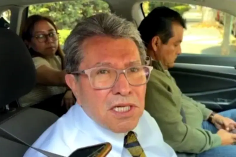 Monreal niega cambios en juntas distritales del INE; asegura respeto a autonomía