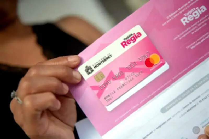 Monterrey Reporta Entrega de 15 Mil Tarjetas Regias para Apoyo Social