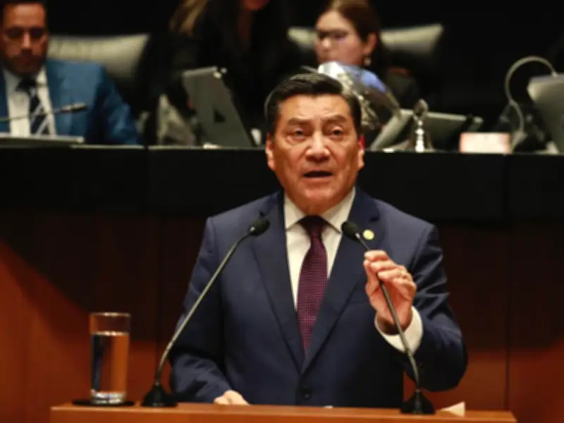 Morena anuncia cambios al Plan B electoral de Sheinbaum en Congreso