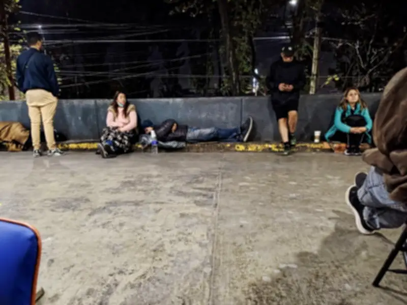 Morena propone comedores móviles para familias que esperan en hospitales de CDMX