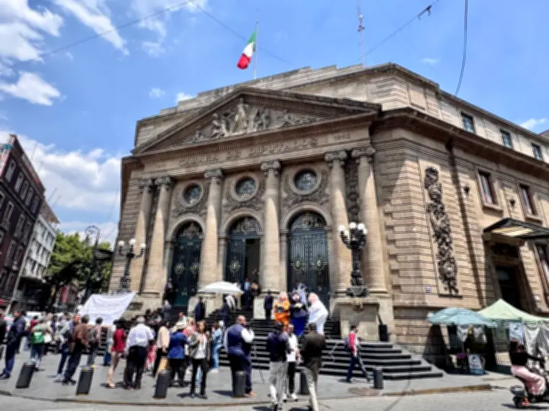 Morena propone tipificar el nepotismo como falta administrativa en CDMX