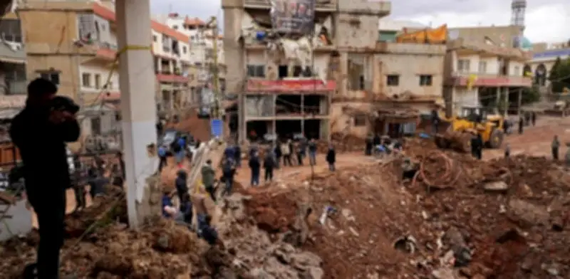 Más de 50 trabajadores sanitarios muertos en guerra Israel-Hezbolá según ministro libanés