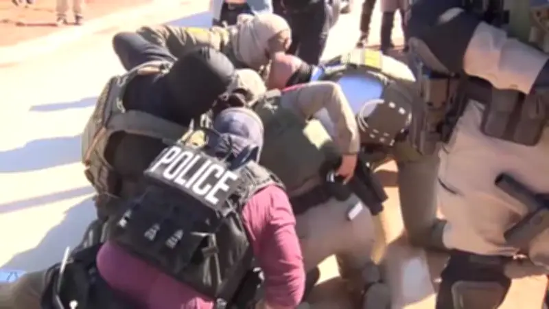 Más del 40% de detenidos por ICE sin antecedentes penales desmiente narrativa oficial