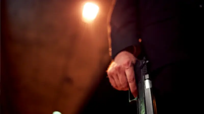 Mujer actúa como cómplice en violento robo de camioneta en Cuautitlán Izcalli