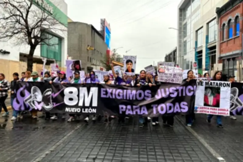Mujeres exigen justicia y equidad en masiva marcha del 8M en México
