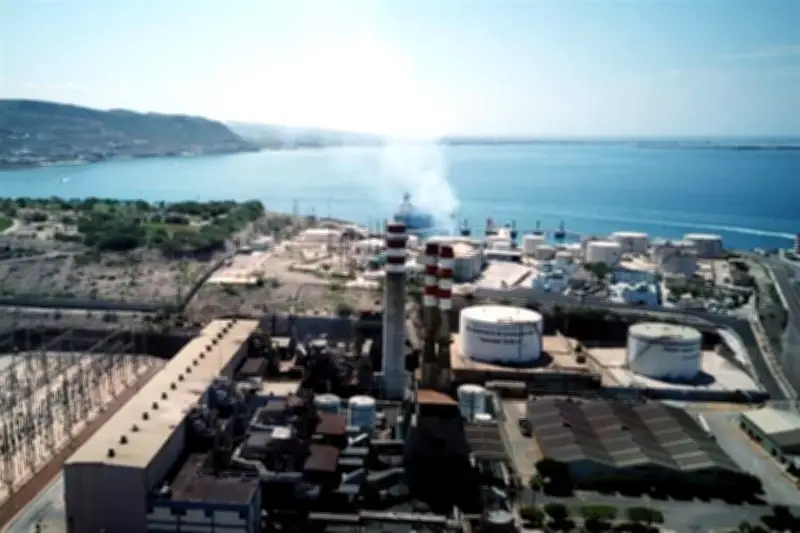 Multan a centrales de CFE en La Paz por exceder límites de emisiones contaminantes