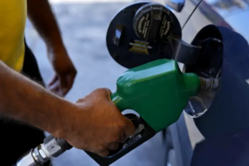 México podría mitigar el alza en gasolina y gas con estrategias energéticas
