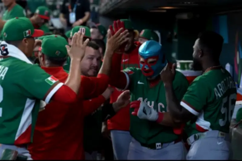 México triunfa en su debut del Clásico Mundial de Béisbol con victoria sobre Colombia