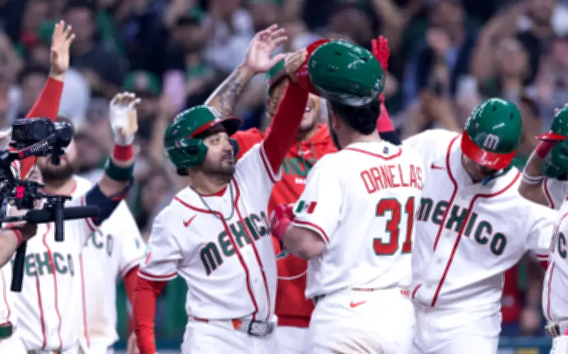 México vs EE.UU. en Clásico Mundial: Triunfo Histórico y Transmisión en Vivo