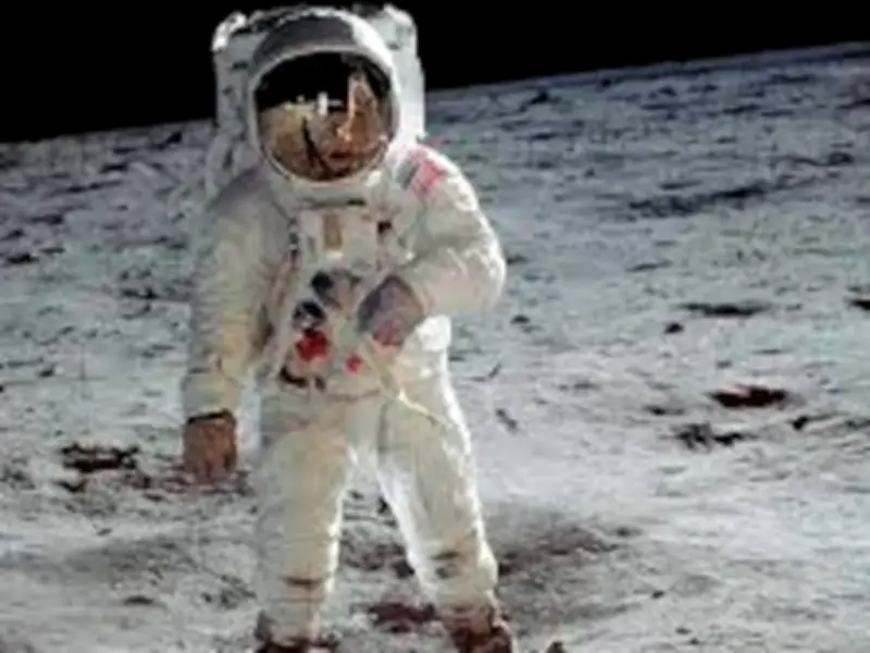 NASA anuncia plan de 20.000 millones para regreso a la Luna en 2028 y base permanente