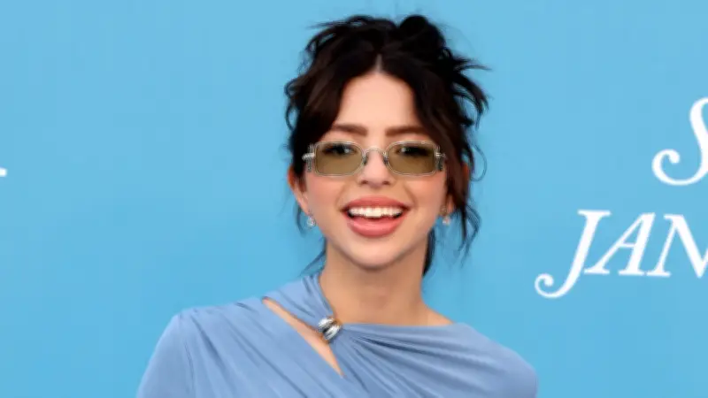 Ángela Aguilar desmiente rumores de retiro y critica el ruido mediático