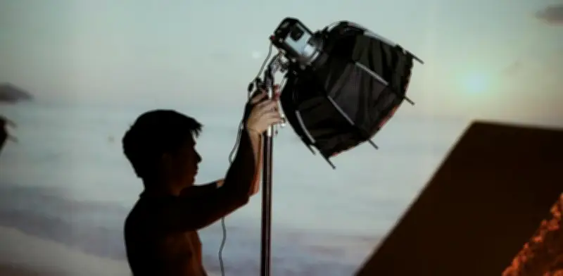 Obra 'Existen muchas formas de llegar a la costa' llega al MUAC