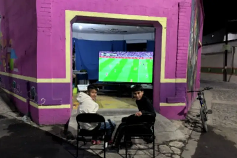 Ofrecen fútbol y un taco a primos en Santa Úrsula para fomentar la convivencia