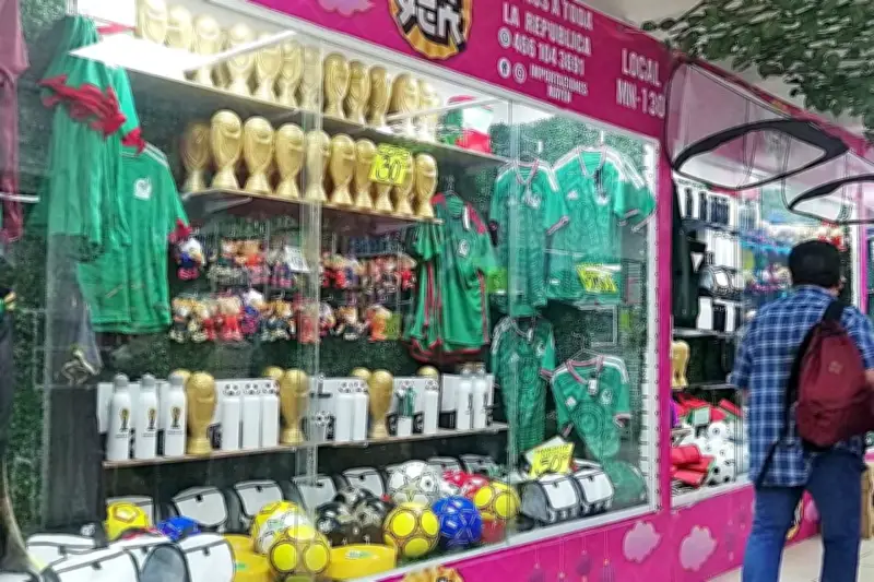 Opera sin restricción plaza china clausurada en México, denuncian autoridades