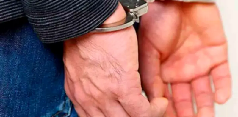 Operativo en Tláhuac decomisa LSD, metanfetamina y arma; detienen a presunto narcomenudista