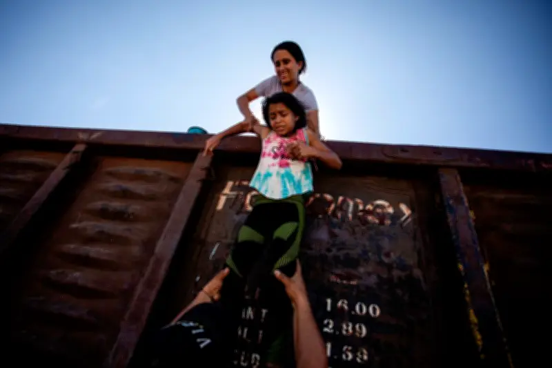 Organizaciones denuncian estrategia de deportación de EU bajo Trump ante CIDH