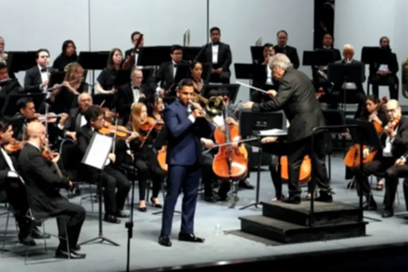 Orquesta Sinfónica de la UANL brinda velada redonda en Monterrey