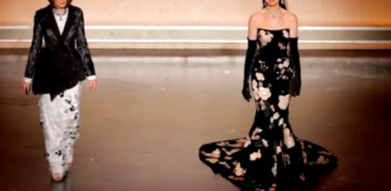 Oscar 2026: Hathaway y Wintour reviven 'El Diablo Viste a la Moda' en emotivo encuentro