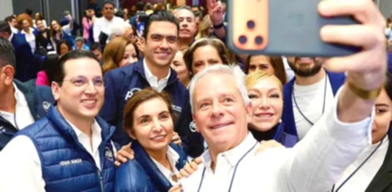 PAN lanza estrategia 'defensores de la patria' y app para candidatos ciudadanos