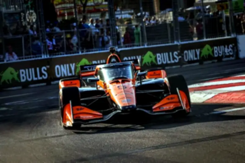 Pato O'Ward inicia temporada de IndyCar con un Top 5; Palou se lleva la victoria