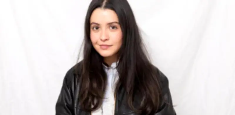 Paulina Ávila presenta 'La hora azul', exposición fotográfica sobre memoria y luz