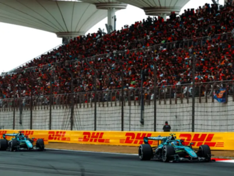 Pausa en F1 beneficia a equipos rezagados como Aston Martin y McLaren