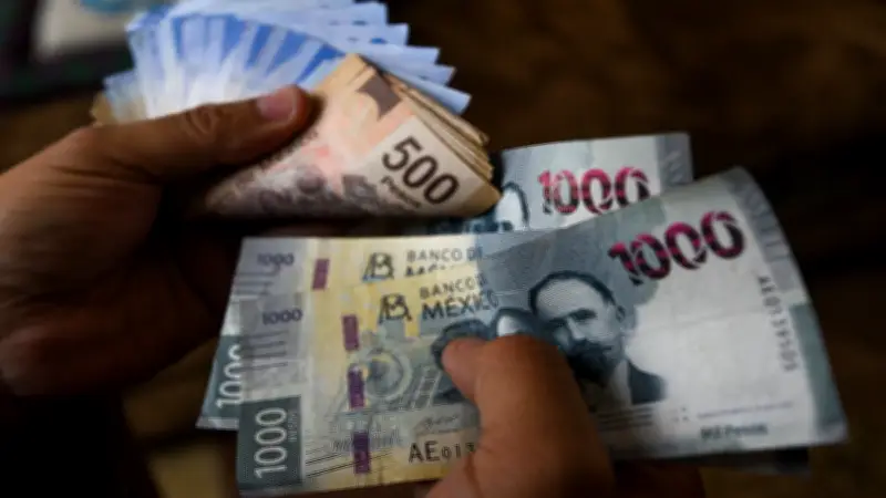 Pensionados con apellidos H, I, J y K reciben 6,400 pesos este miércoles