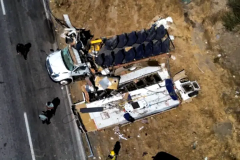 Peregrinos sufren grave volcadura en Tamaulipas; reportan 25 heridos