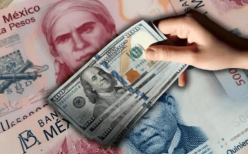 Peso mexicano cede terreno frente al dólar este jueves con volatilidad en mercados