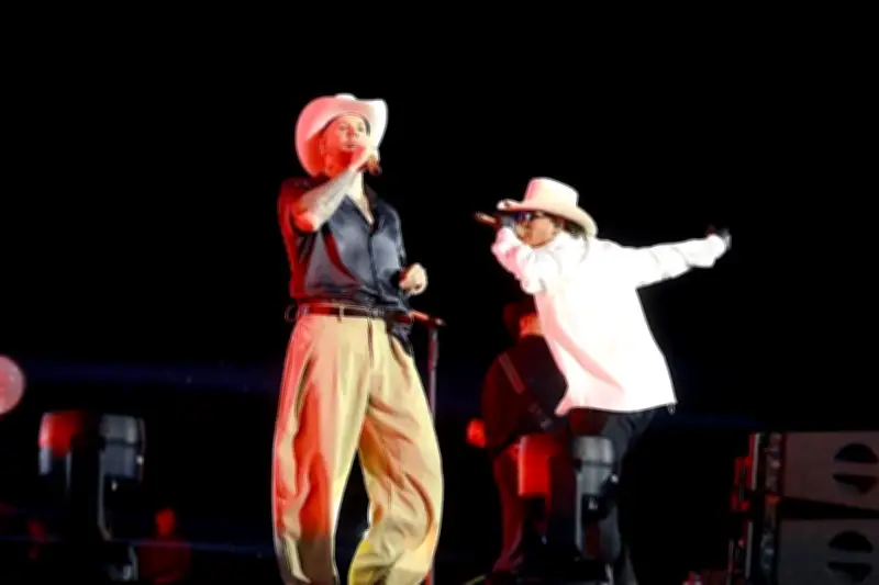 Piso 21 sorprende en Pal Norte con su primer show en el festival