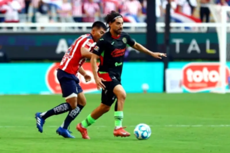 Pizarro Aguanta la Presión y Espera el Mejor Monterrey para el Clásico