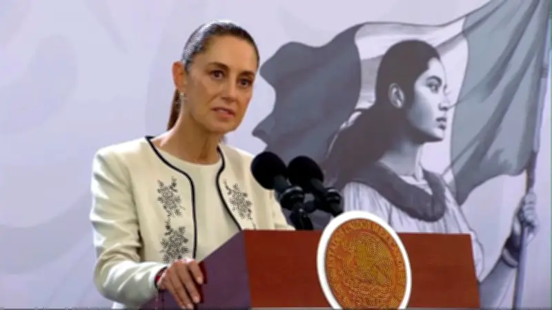 Plan B de AMLO también apunta contra salarios del INE, según Reforma