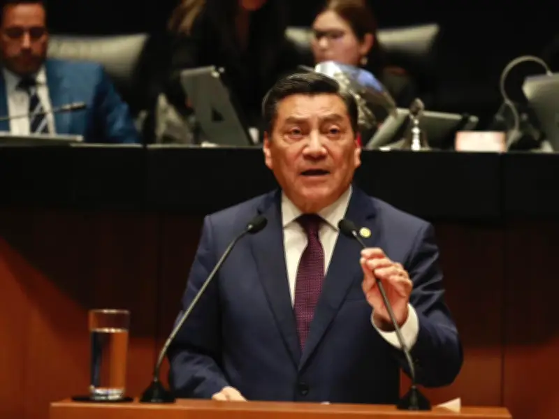 Plan B electoral enfrenta incertidumbre en el Senado por diferencias con el PT