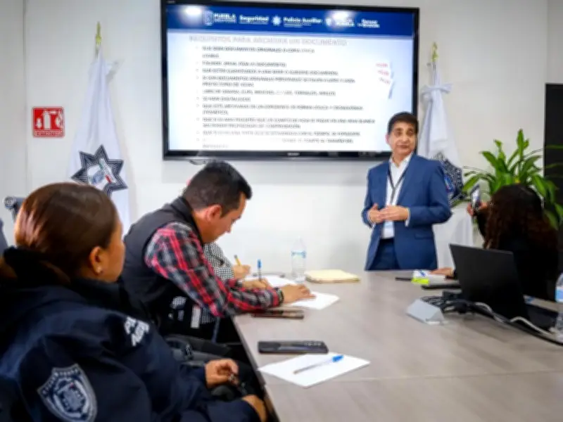 Policía Auxiliar de Puebla se Capacita en Gestión Archivística para Fortalecer Transparencia