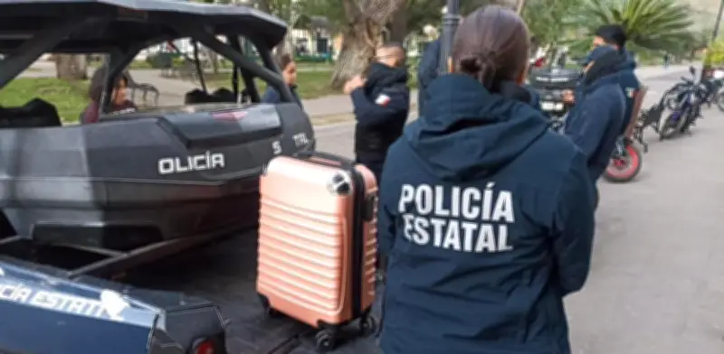 Policía de Durango resguarda maleta abandonada y busca a su legítimo dueño