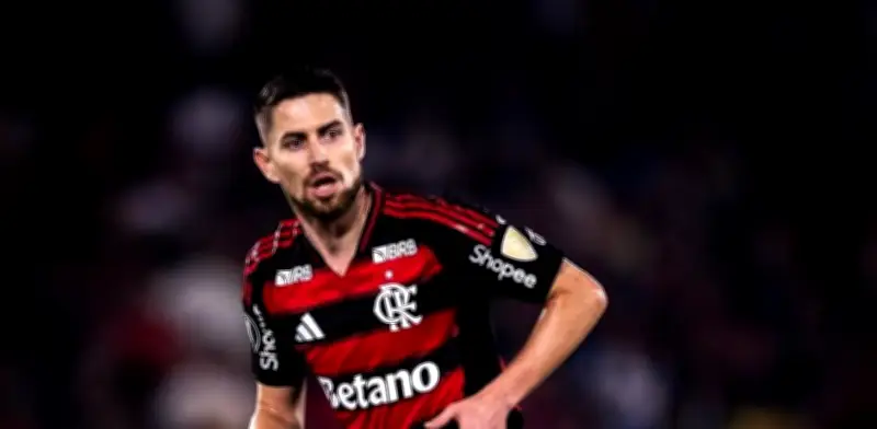 Polémica en Lollapalooza Brasil: Jorginho acusa a equipo de Chappell Roan de intimidar a su hija