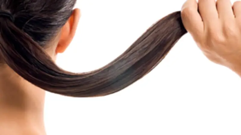 Potosina Diana Batres Rompe Dos Récords Guinness Cargando 187.4 kg con su Cabello