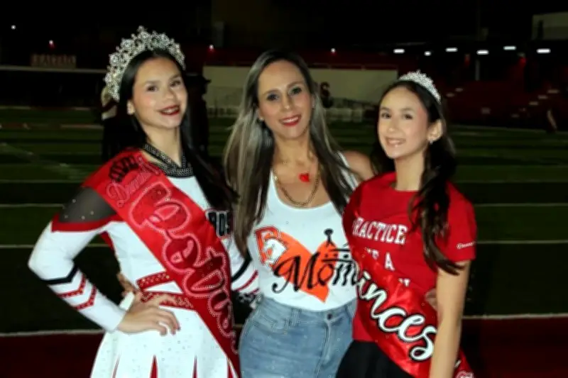 Potros de la Anáhuac celebra inauguración con fiesta exclusiva y desfile