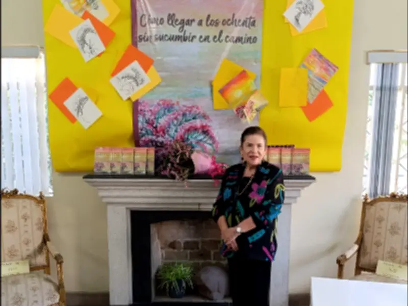 Presentan libro de Martha Cerda 'Cómo llegar a los ochenta sin sucumbir en el camino'