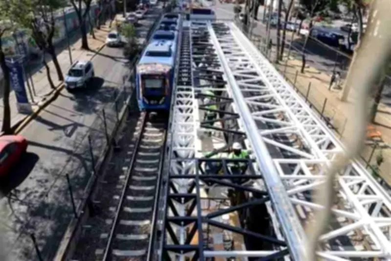Presumen 17 Nuevos Convoyes para el Tren Ligero de la Ciudad de México