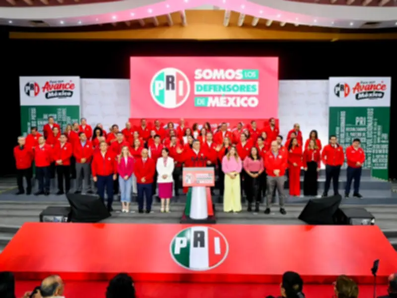 PRI presenta a 50 'defensores' para las 17 gubernaturas en disputa en 2027