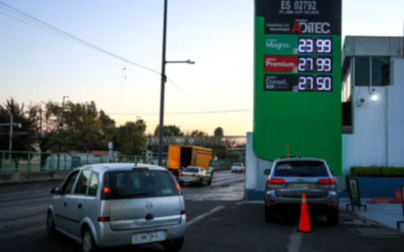 Profeco confirma estabilidad en precio de gasolina y desmiente rumores por conflicto EU-Irán